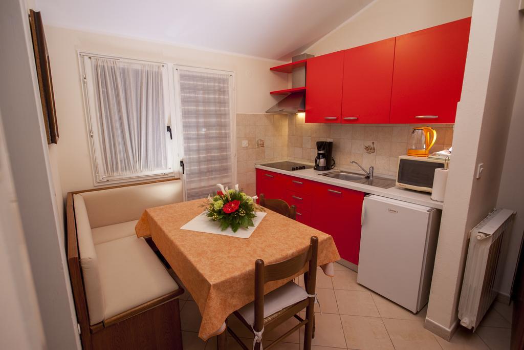 Apartments Villa Ban Rovinj Quarto foto