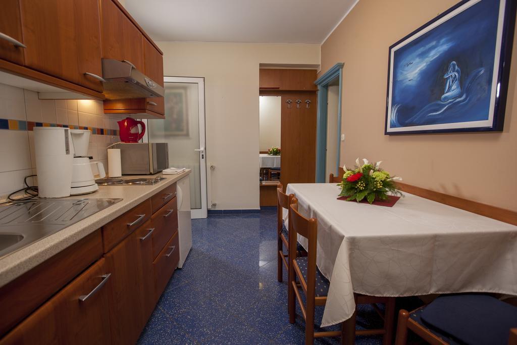 Apartments Villa Ban Rovinj Quarto foto