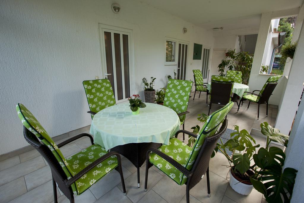 Apartments Villa Ban Rovinj Quarto foto
