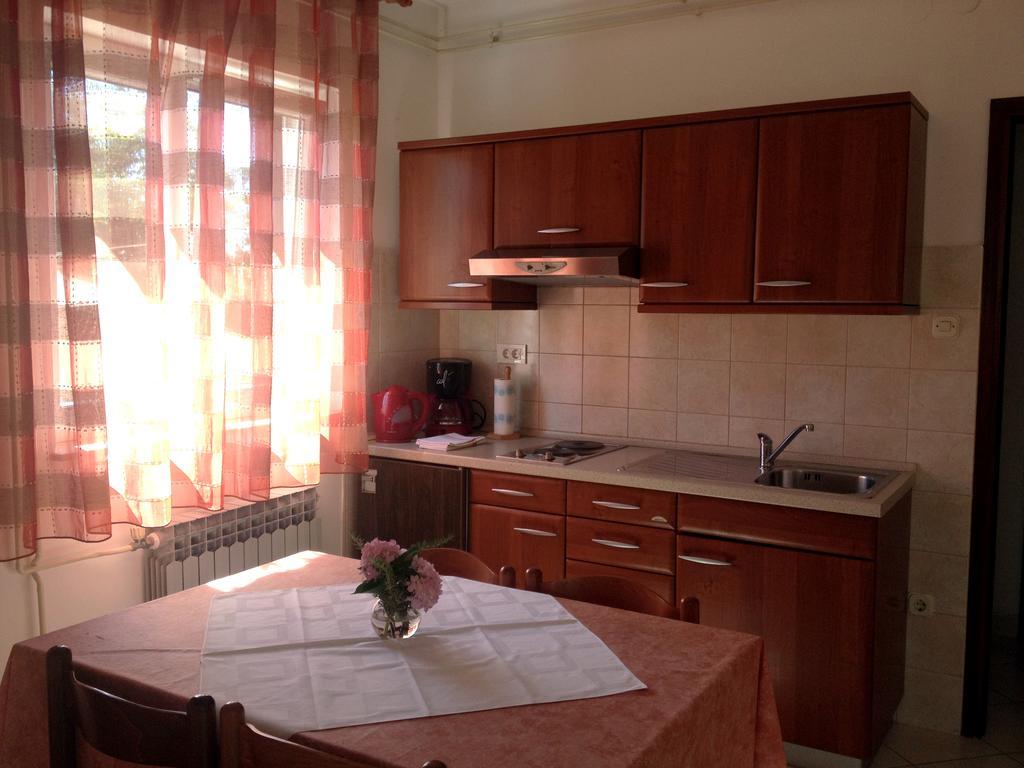 Apartments Villa Ban Rovinj Quarto foto