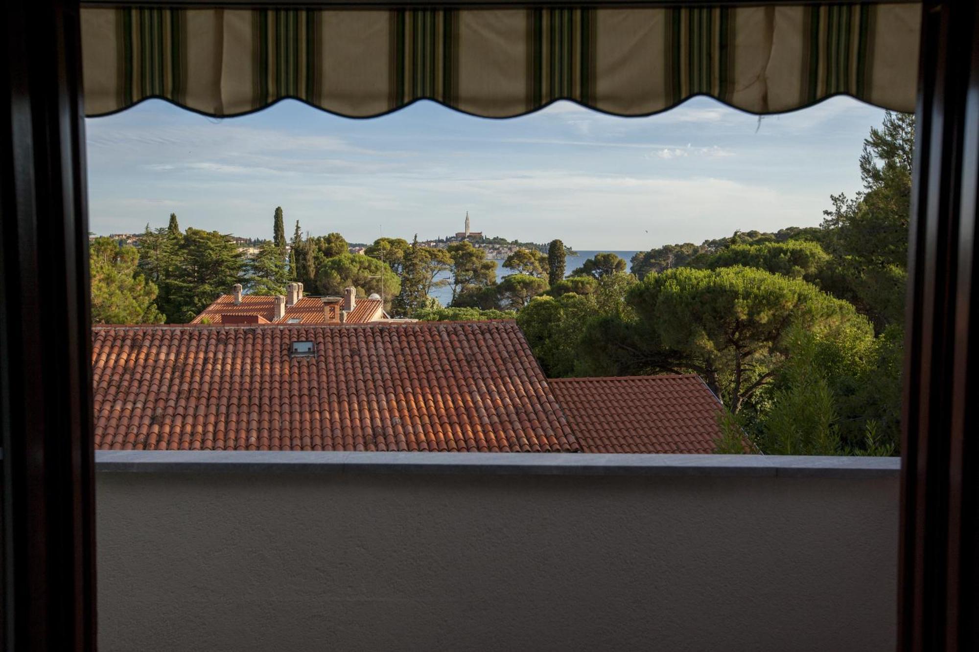 Apartments Villa Ban Rovinj Quarto foto